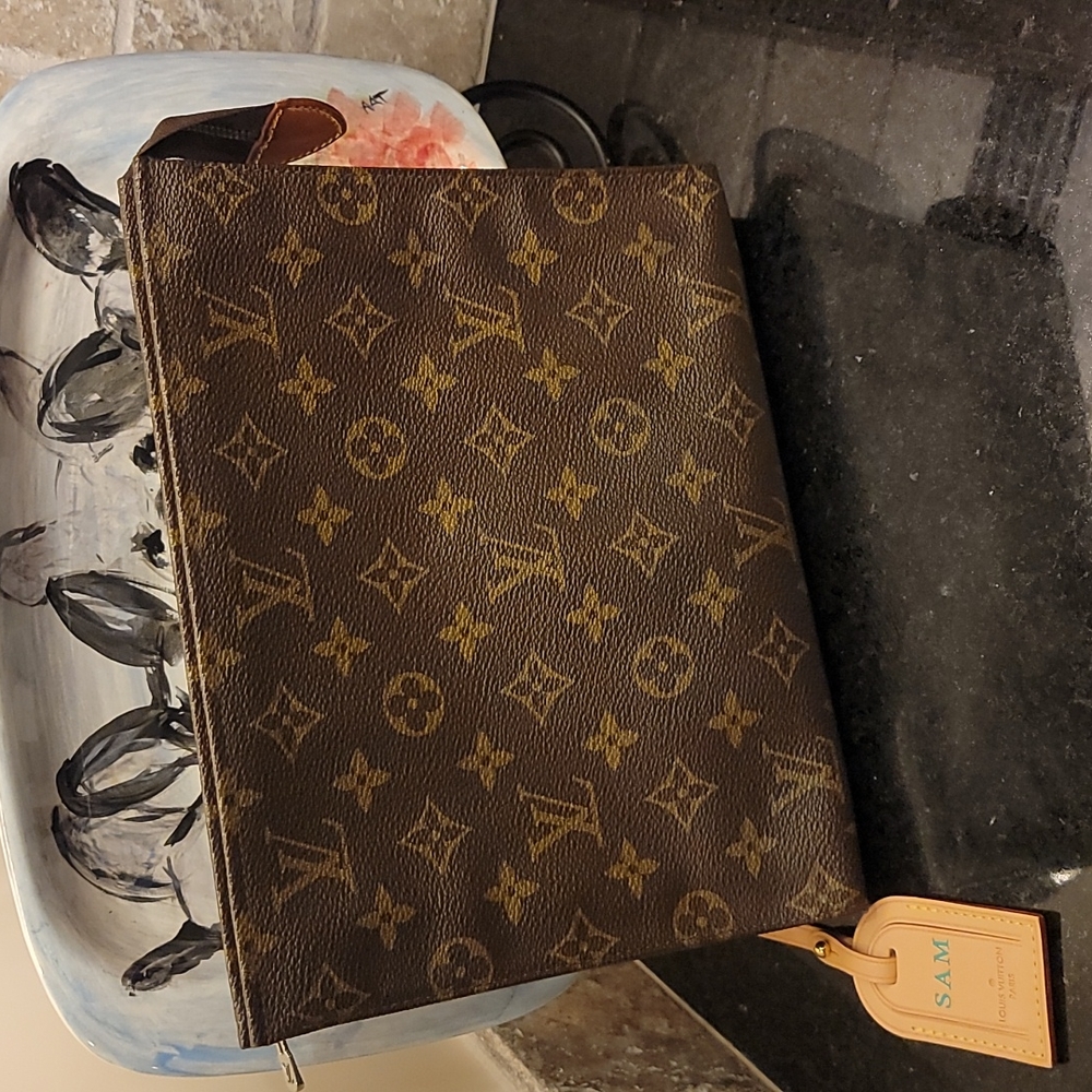 Louis Vuitton Vintage Toiletries 26